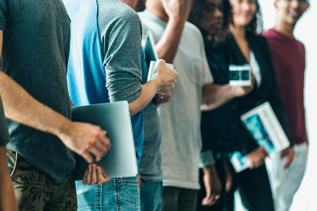 Les syndicats et associations de la relocation en France : rôle et influence